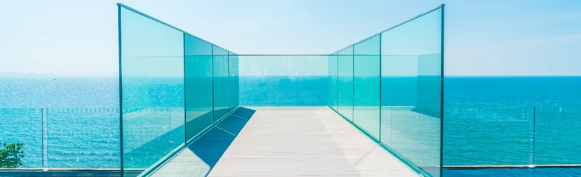 Customized Glass Pool Fence Repair Services in Kissimmee, FL