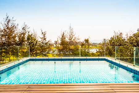Cost of Glass Pool Fence Repair in Kissimmee, FL