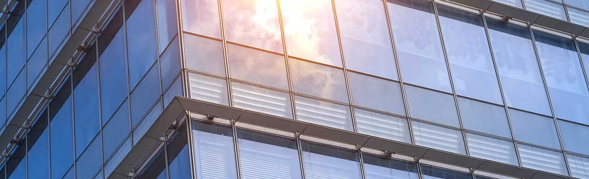 UV-Resistant Glass Experts in Kissimmee, FL